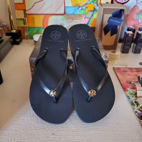Tory Burch Shoes - Tory Burch Flip Flops 7 M